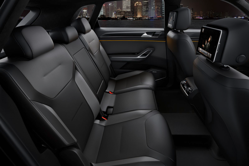 Illustration for article titled Volkswagen Shows Crossblue Coupé Concept At The 2013 Los Angeles Auto Show